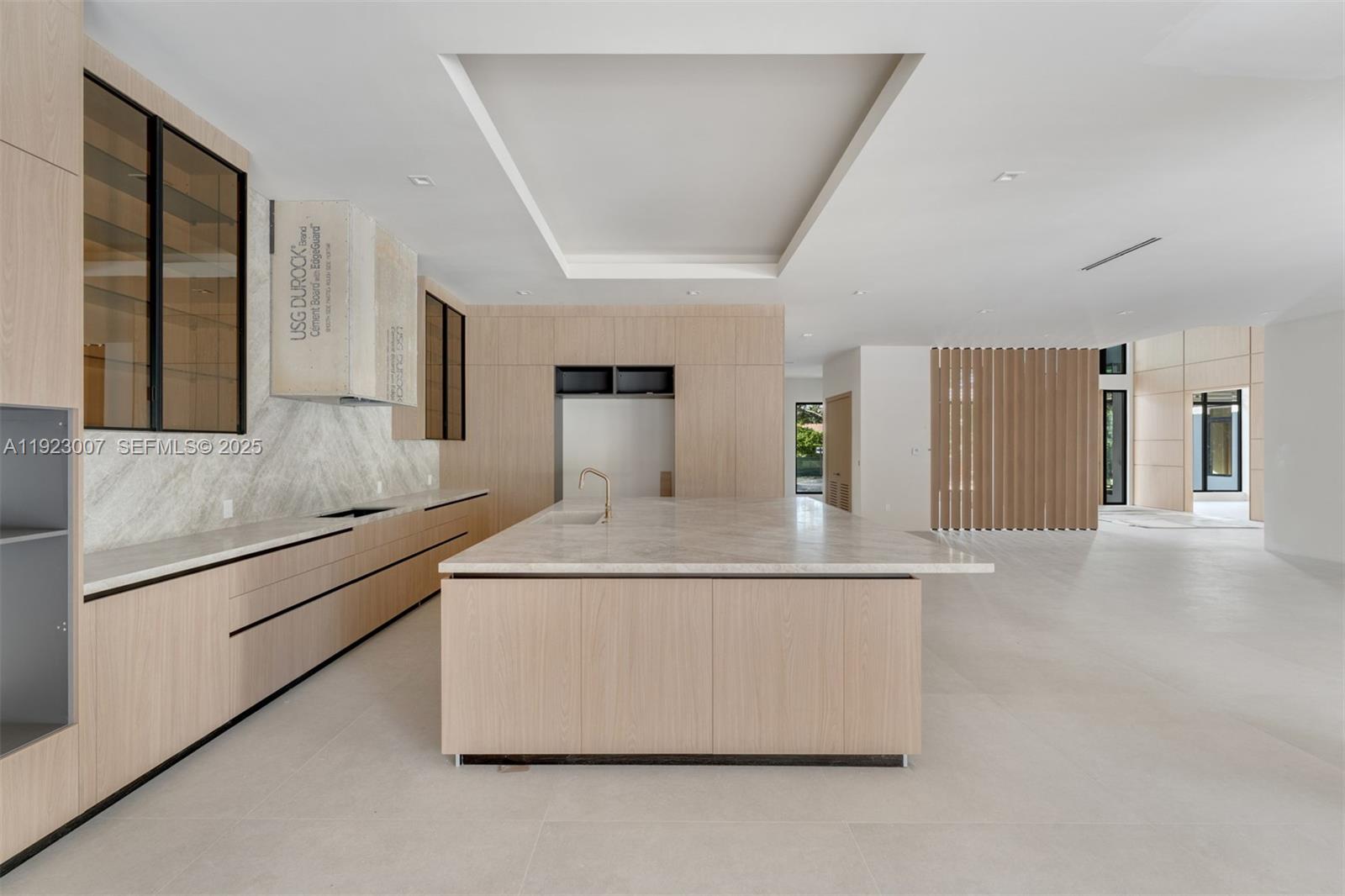 6840 SW 92nd St Pinecrest, FL 33156