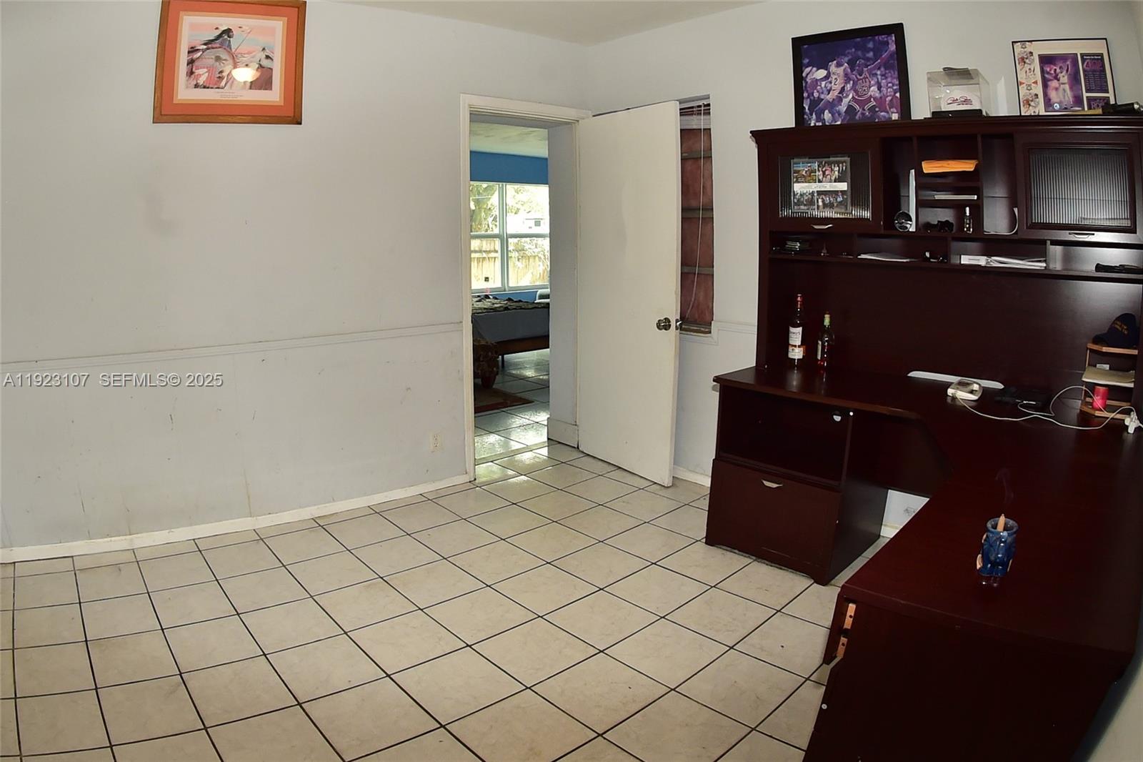 2812 Wiley St Hollywood, FL 33020