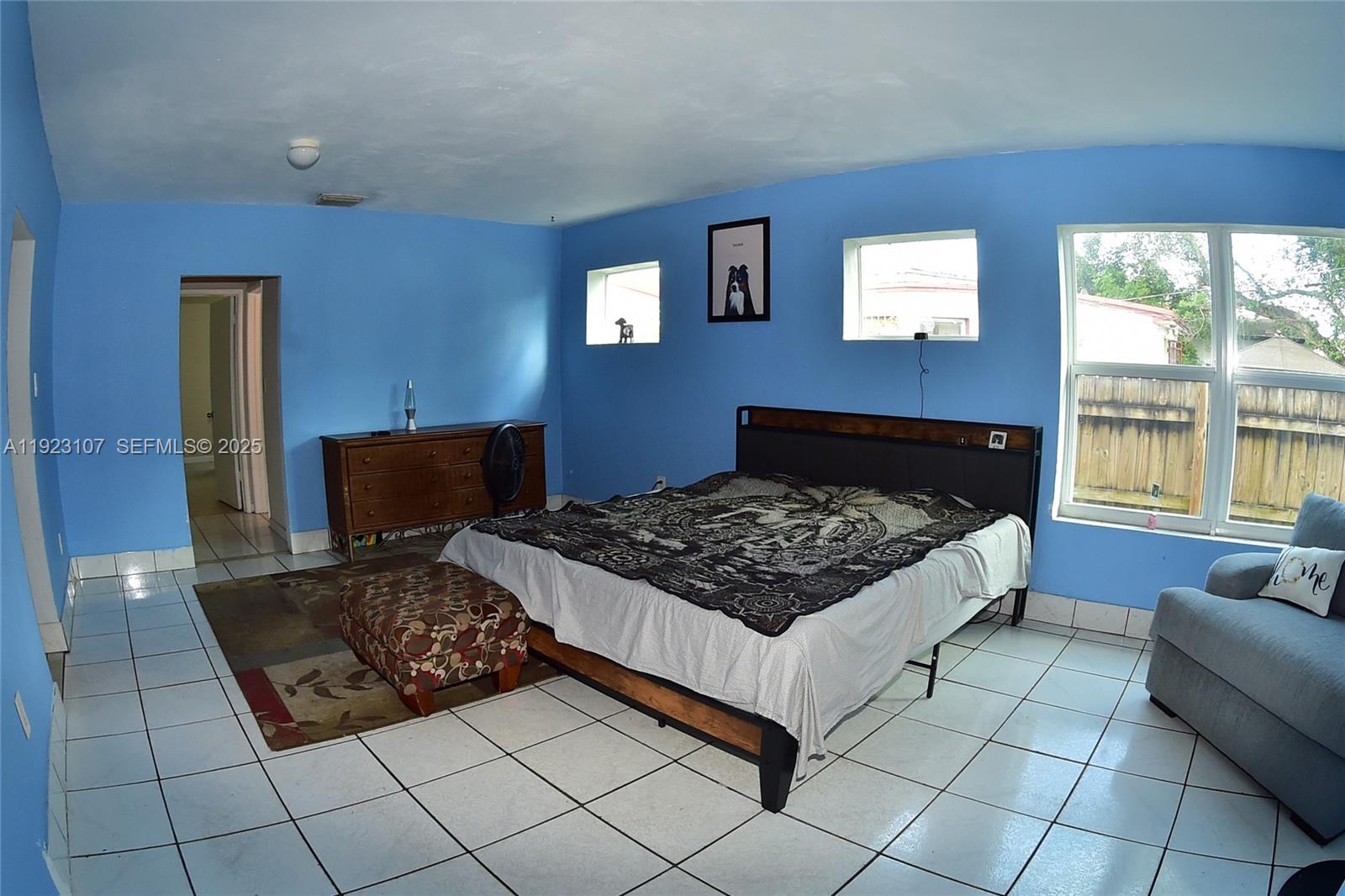 2812 Wiley St Hollywood, FL 33020