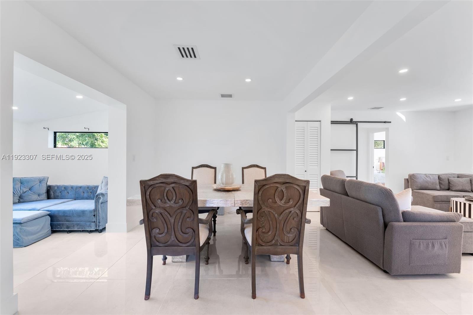 231 NE 45th St Miami, FL 33137