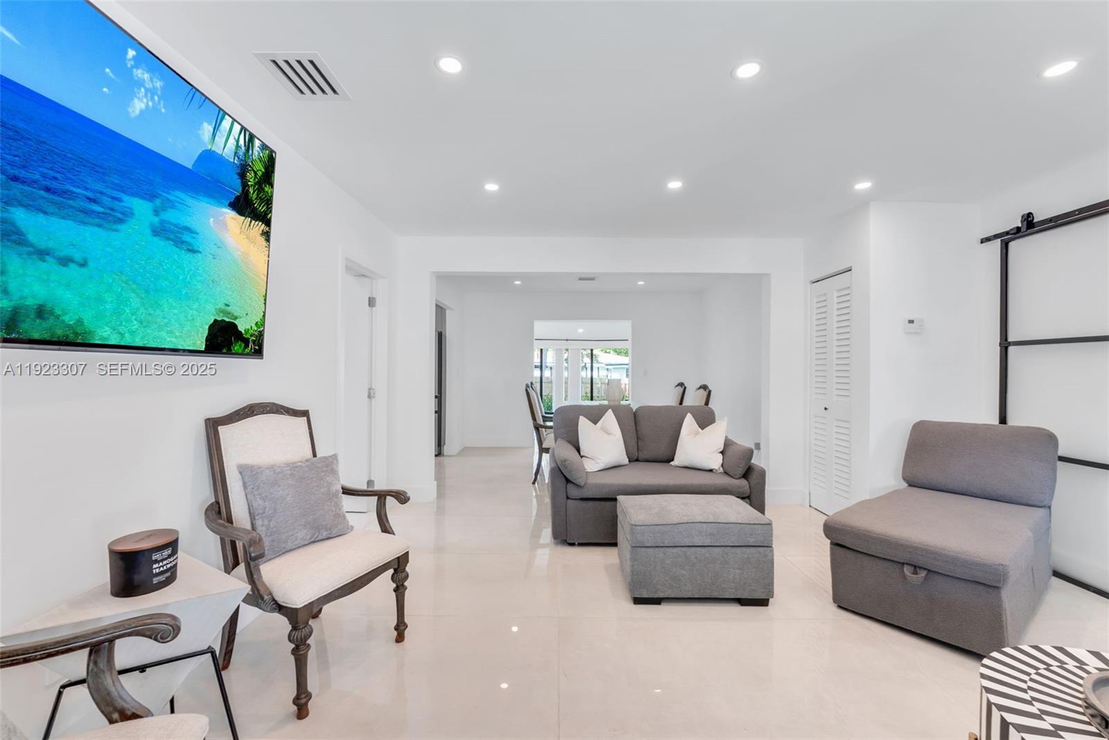 231 NE 45th St Miami, FL 33137