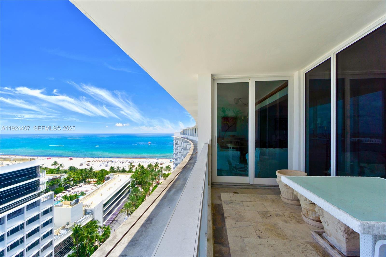 100 Lincoln Rd #PH8 Miami Beach, FL 33139