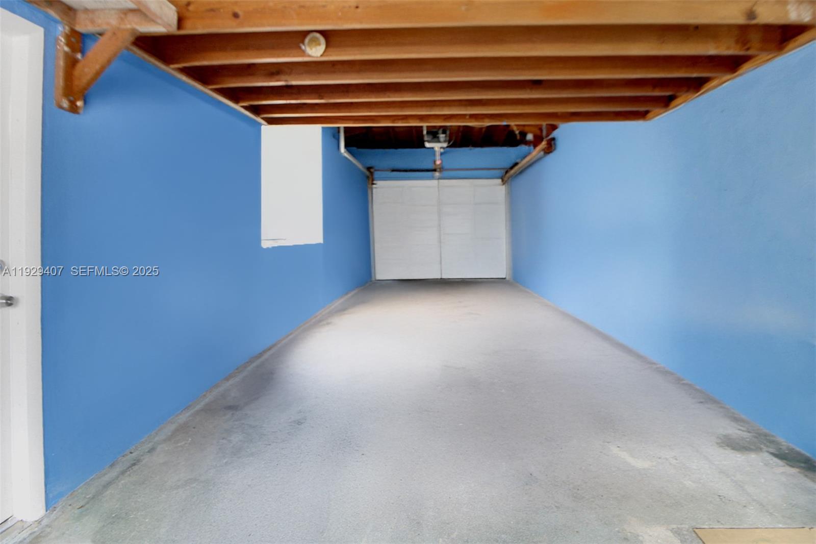 14655 NW River Dr Miami, FL 33167