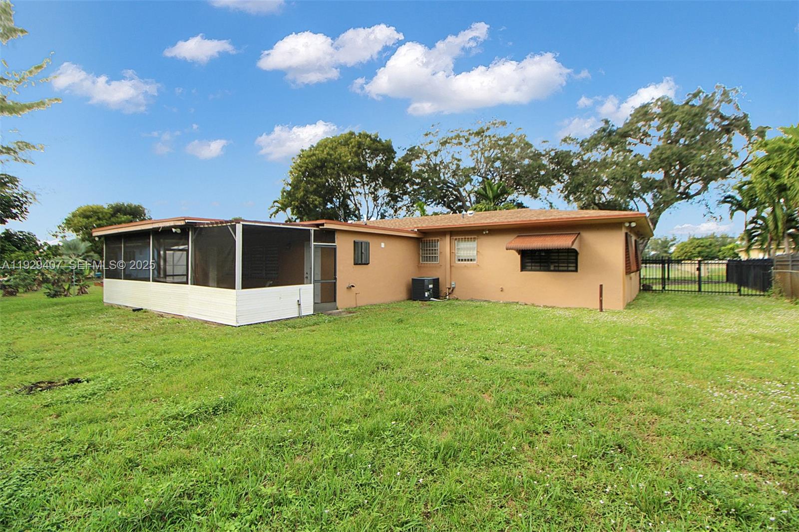 14655 NW River Dr Miami, FL 33167