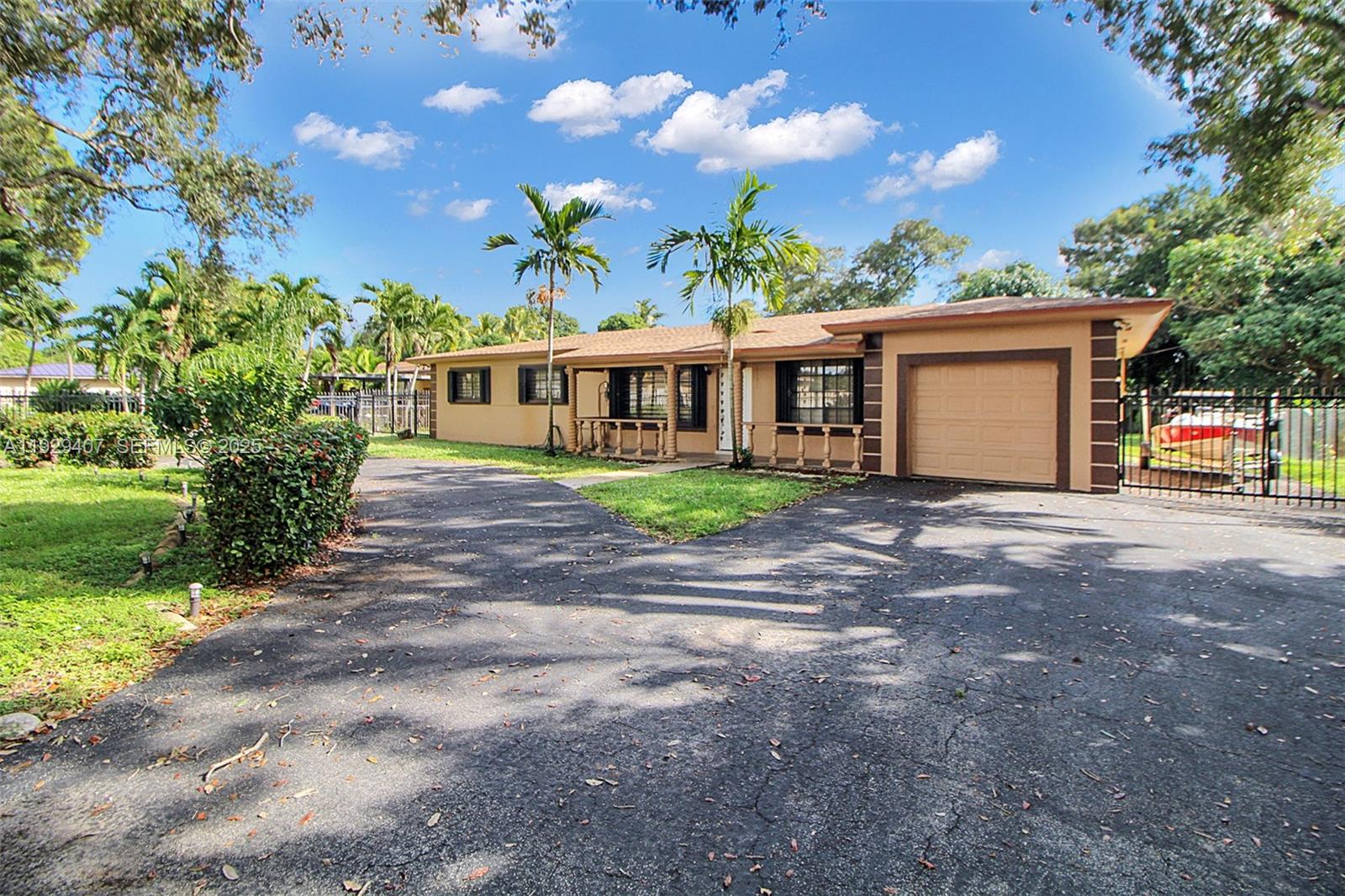 14655 NW River Dr Miami, FL 33167