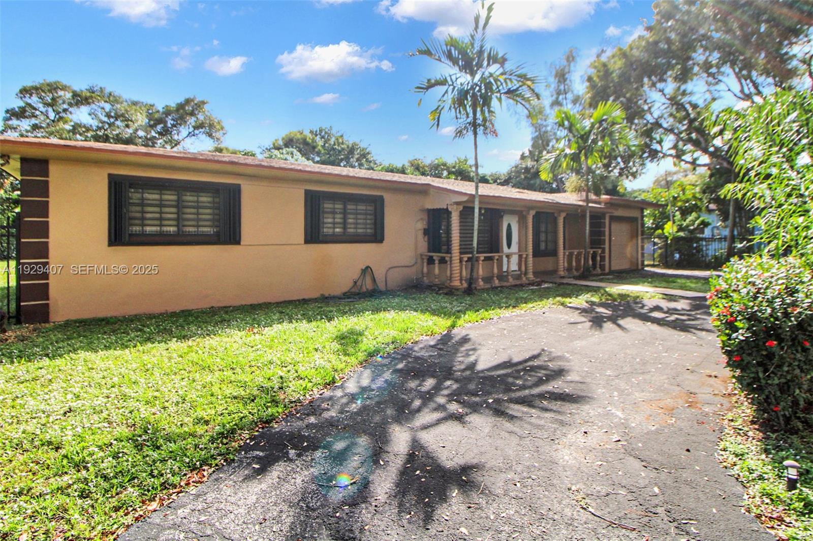 14655 NW River Dr Miami, FL 33167