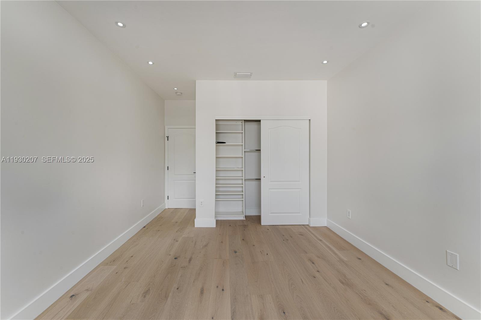 21156 NE 33rd Ave Aventura, FL 33180