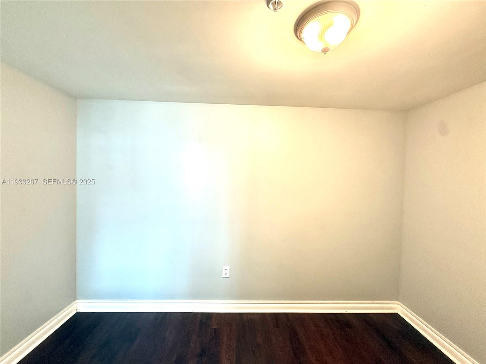 image Vizcayne South14