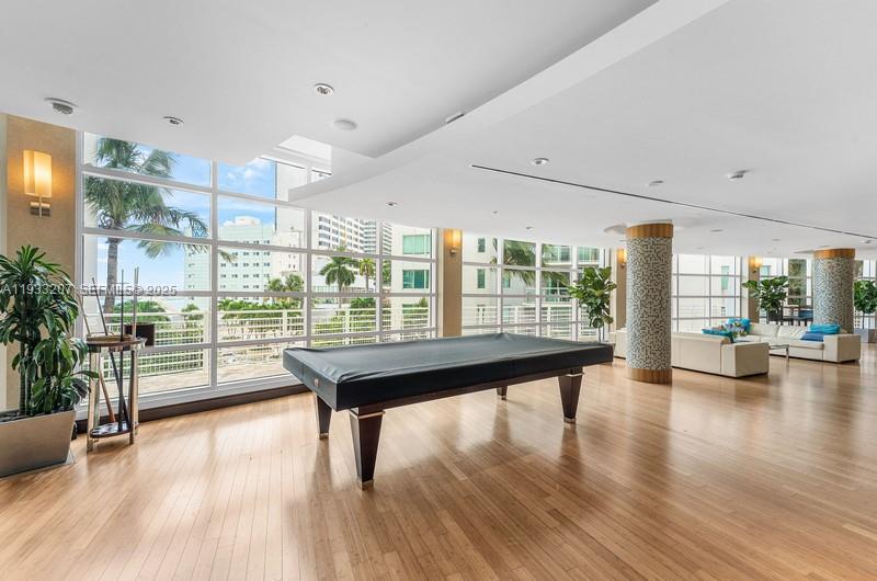 image Vizcayne South45