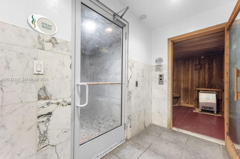 image Vizcayne South50