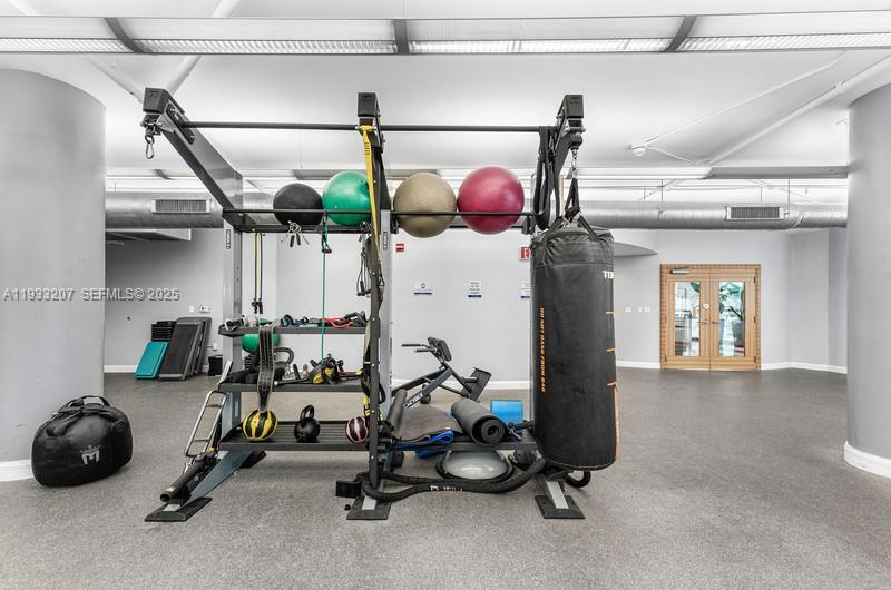 image Vizcayne South56