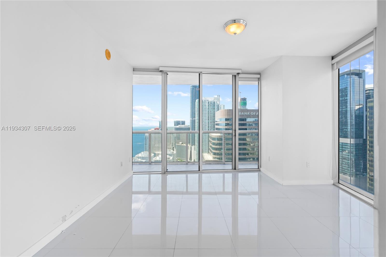image Icon Brickell II18