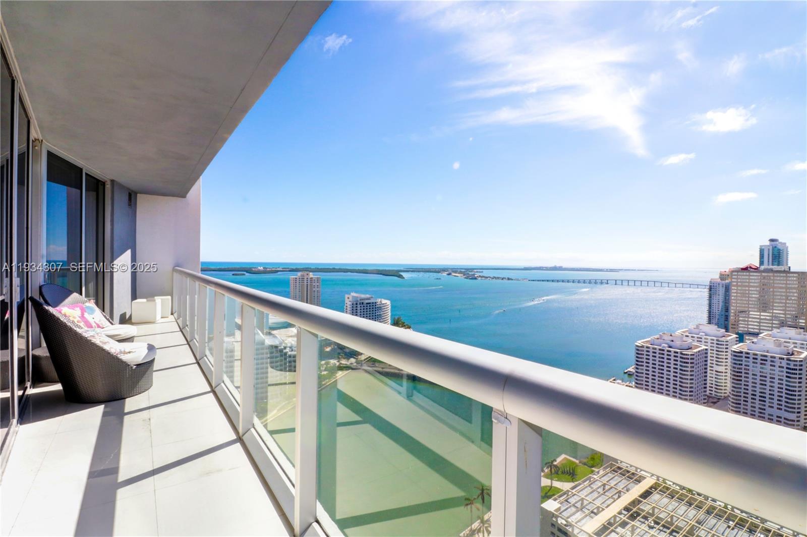 image Icon Brickell II1