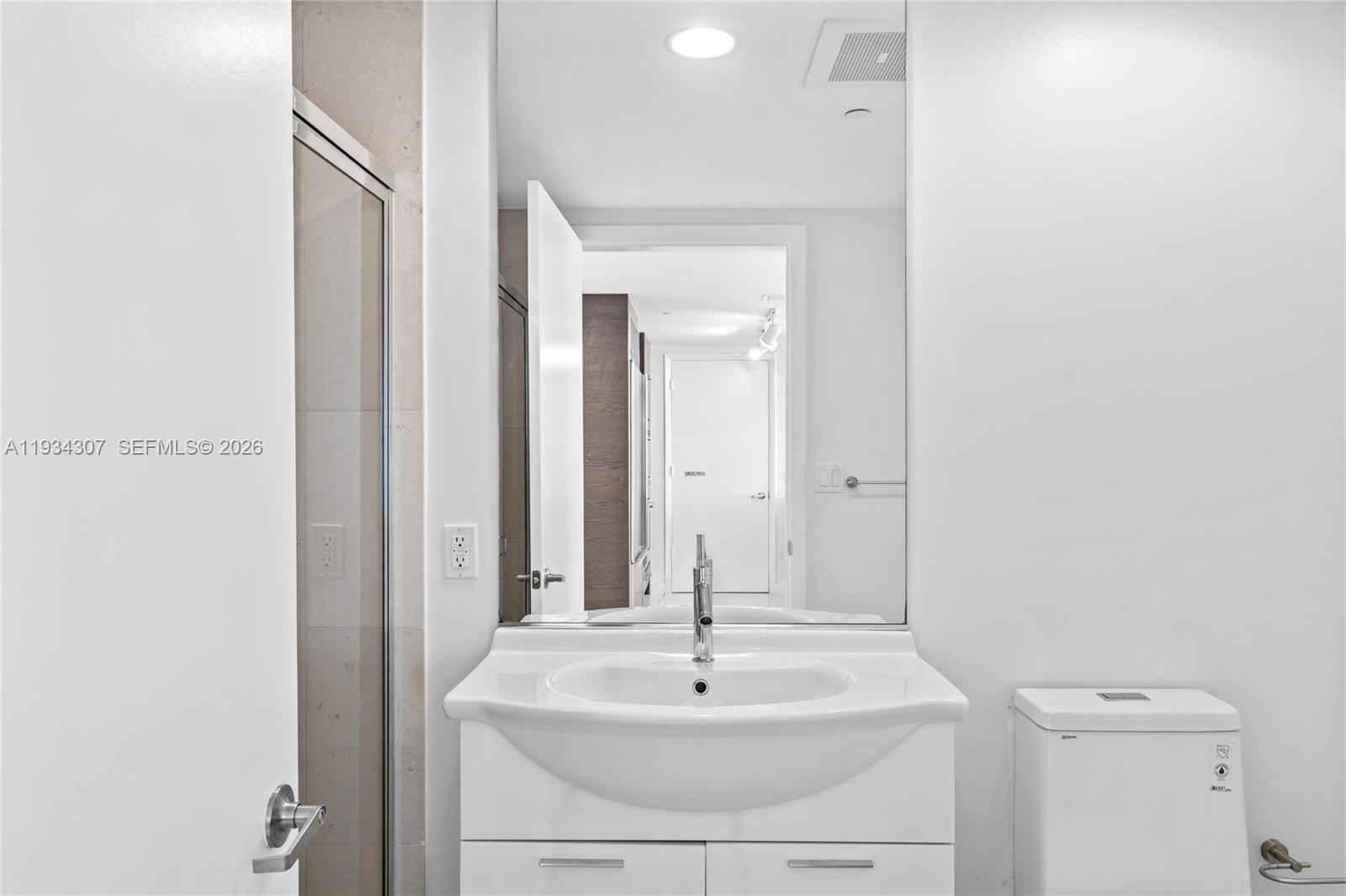 image Icon Brickell II25
