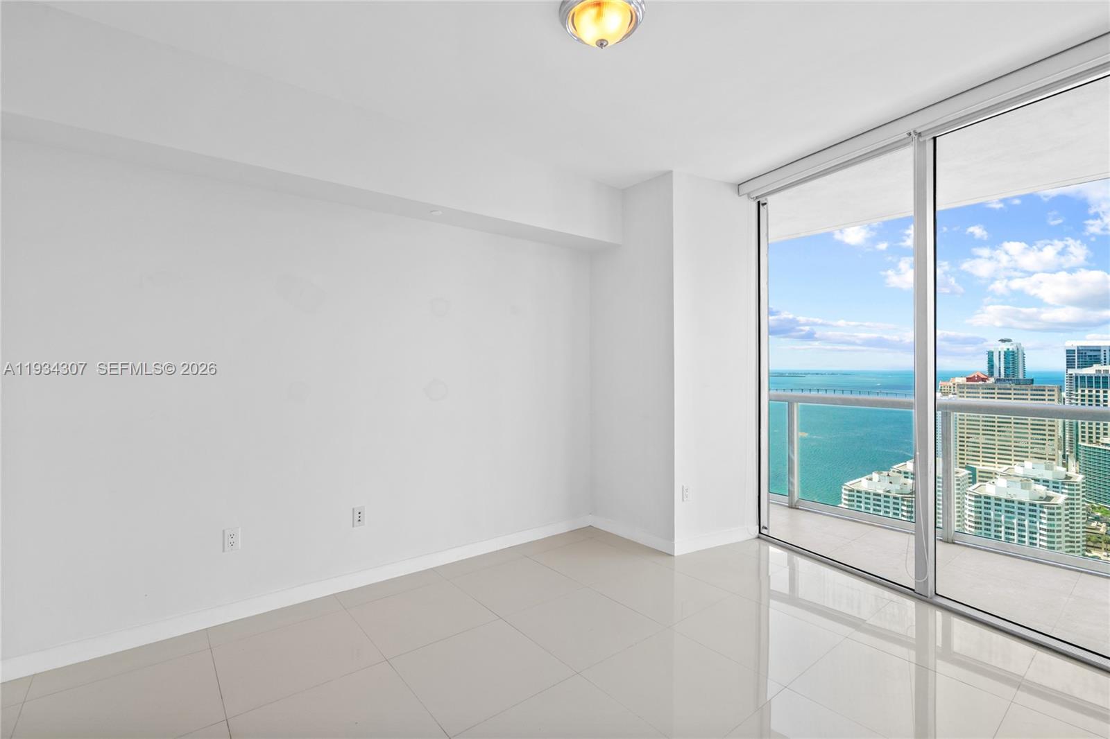 image Icon Brickell II27