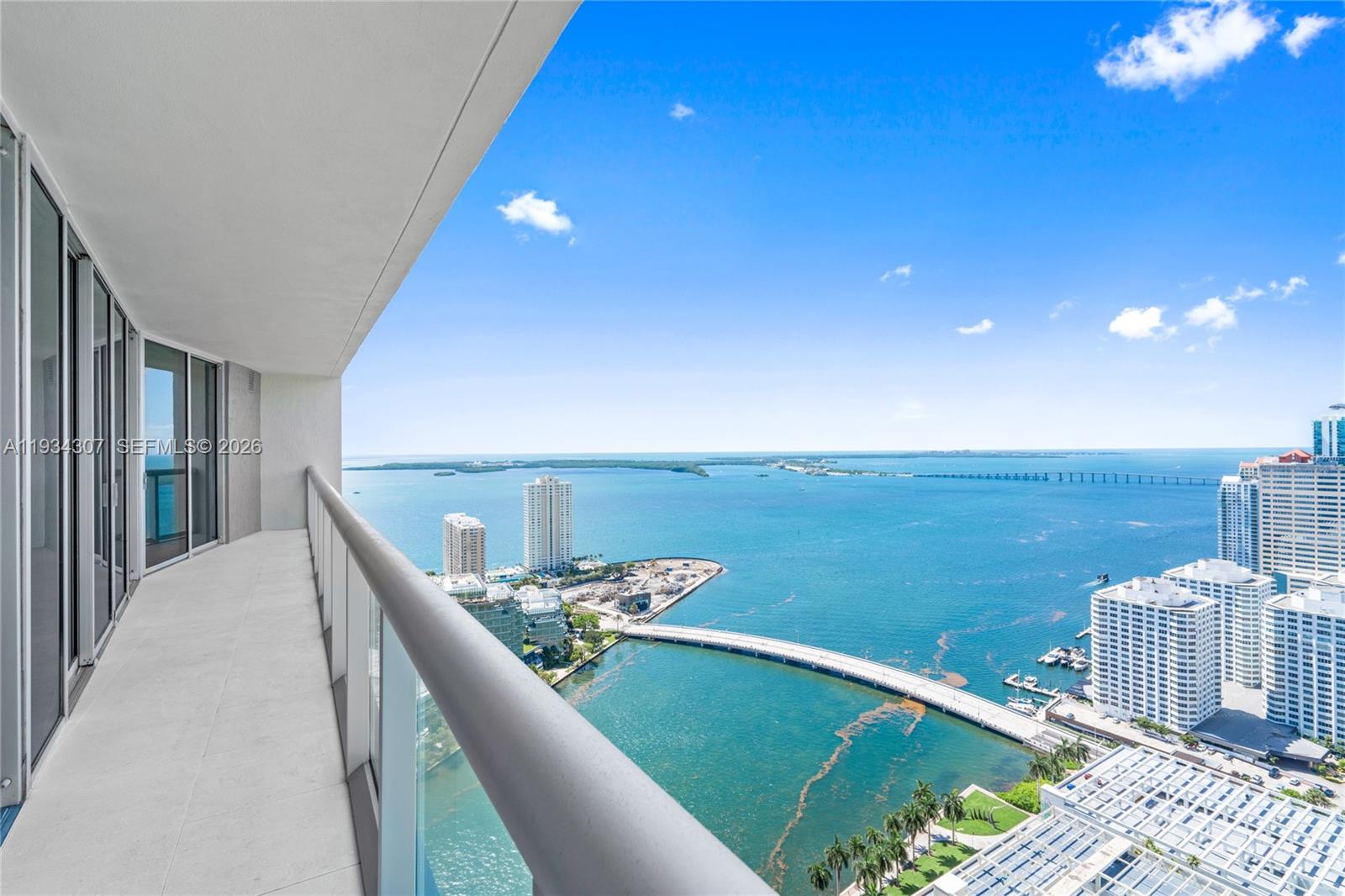 image Icon Brickell II31