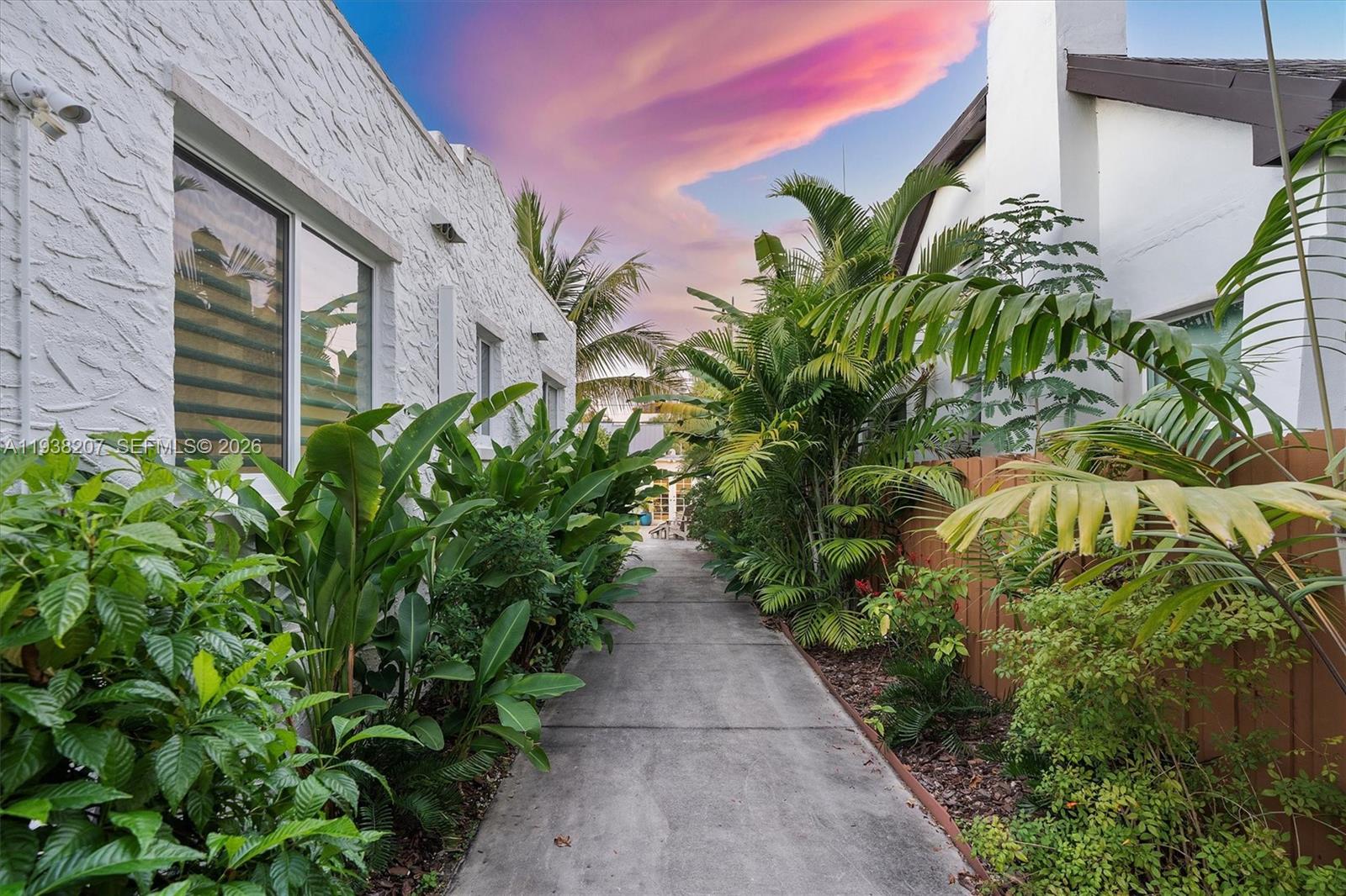 85 NW 47th Ter Miami, FL 33127