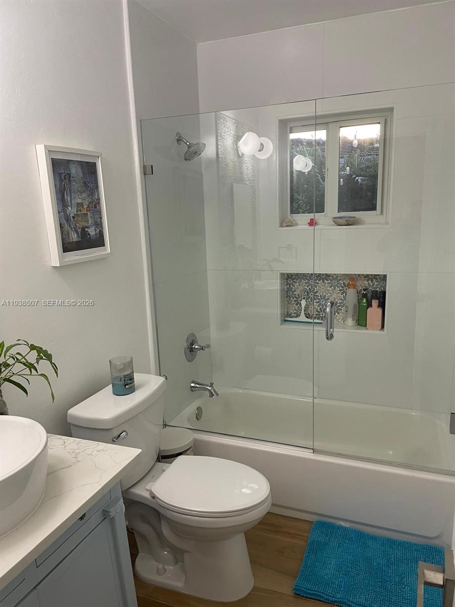 830 NE 70th St Miami, FL 33138