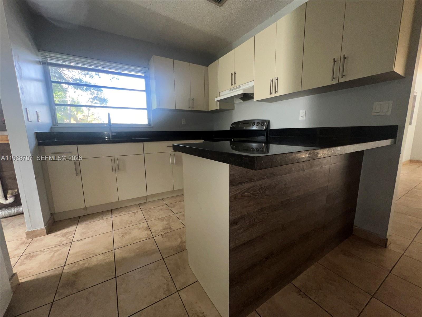 58 NE 117th St Miami, FL 33161