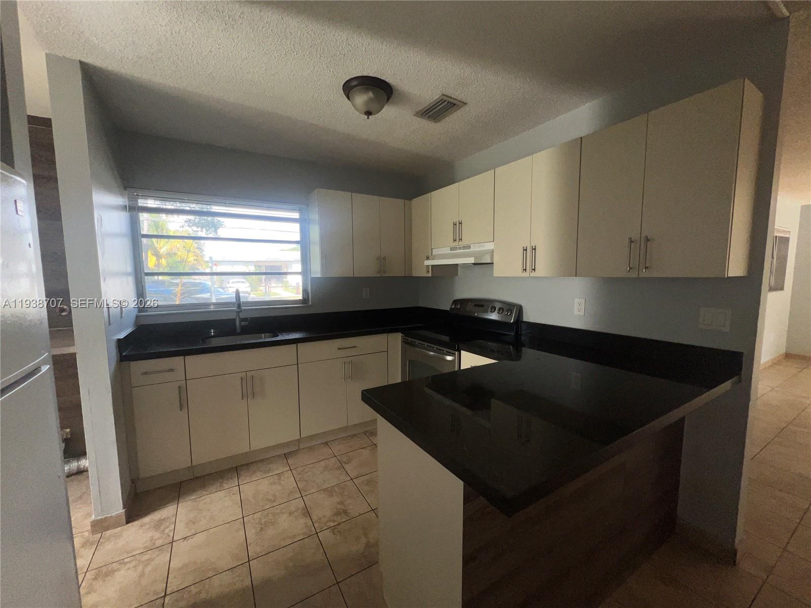 58 NE 117th St Miami, FL 33161