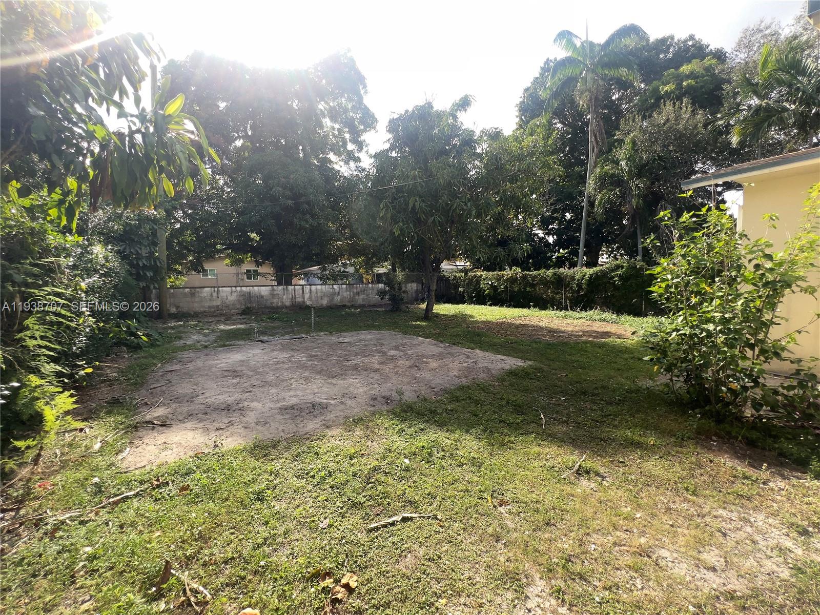 58 NE 117th St Miami, FL 33161