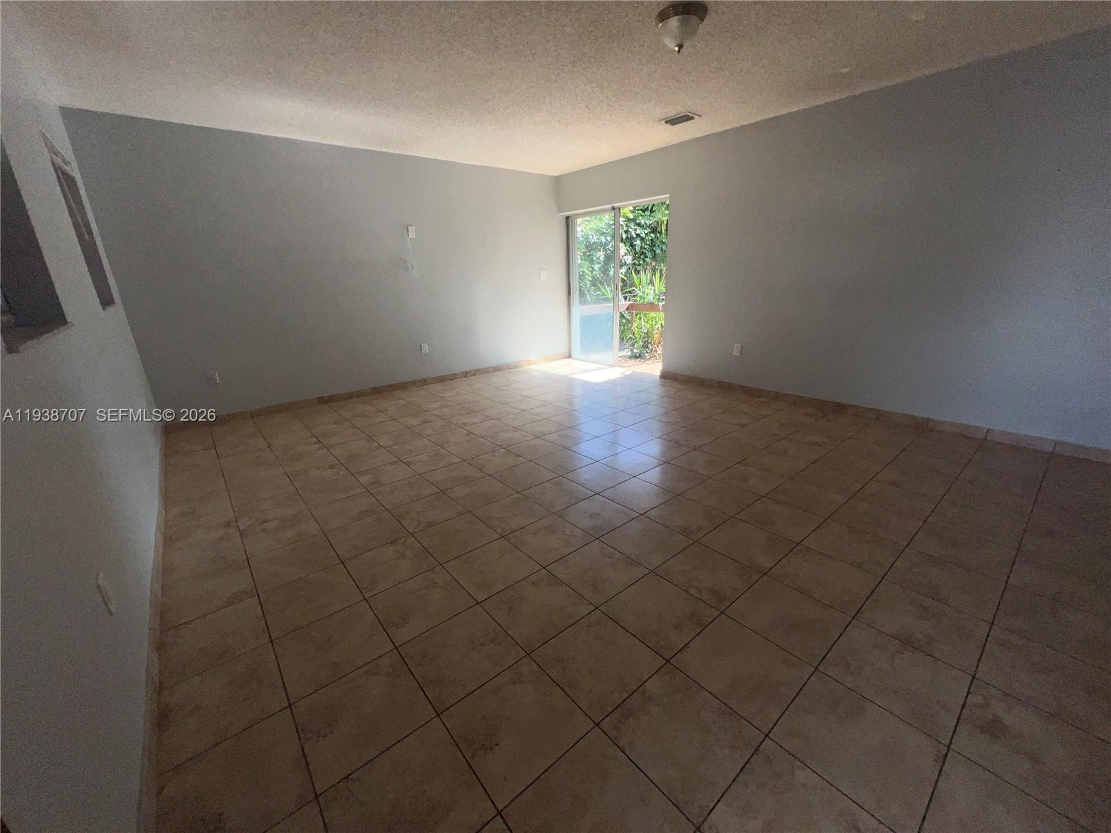 58 NE 117th St Miami, FL 33161