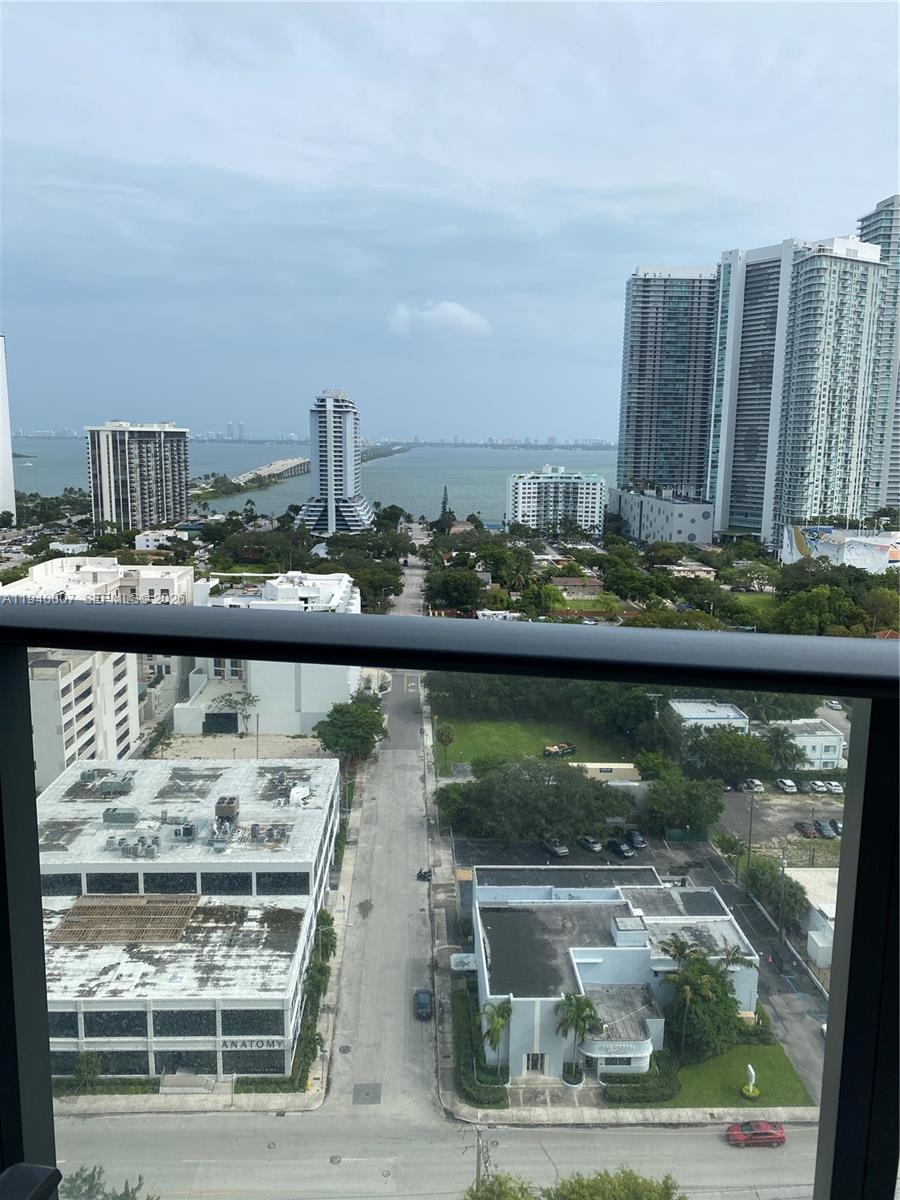 121 NE 34th St #1904 Miami, FL 33137