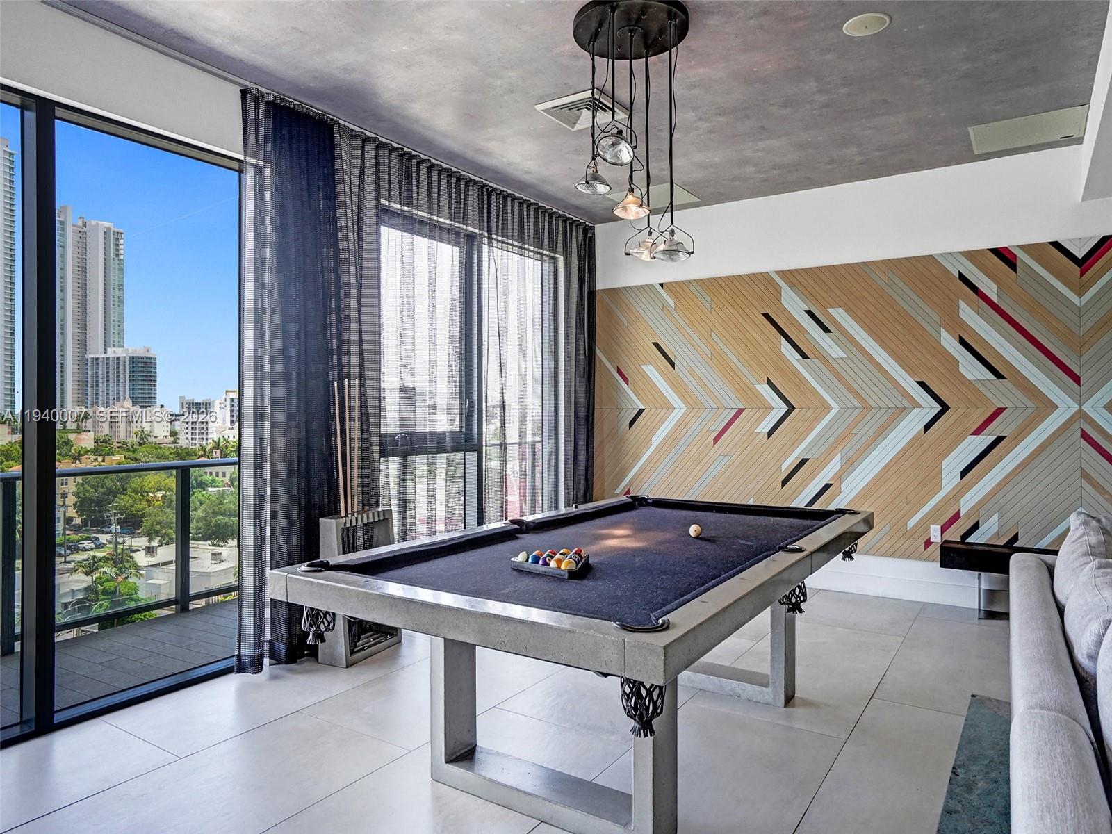 121 NE 34th St #1904 Miami, FL 33137