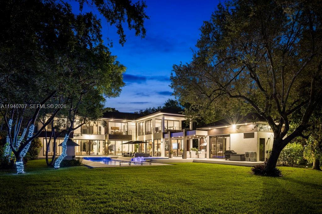 6850 SW 73rd Ct Miami, FL 33143