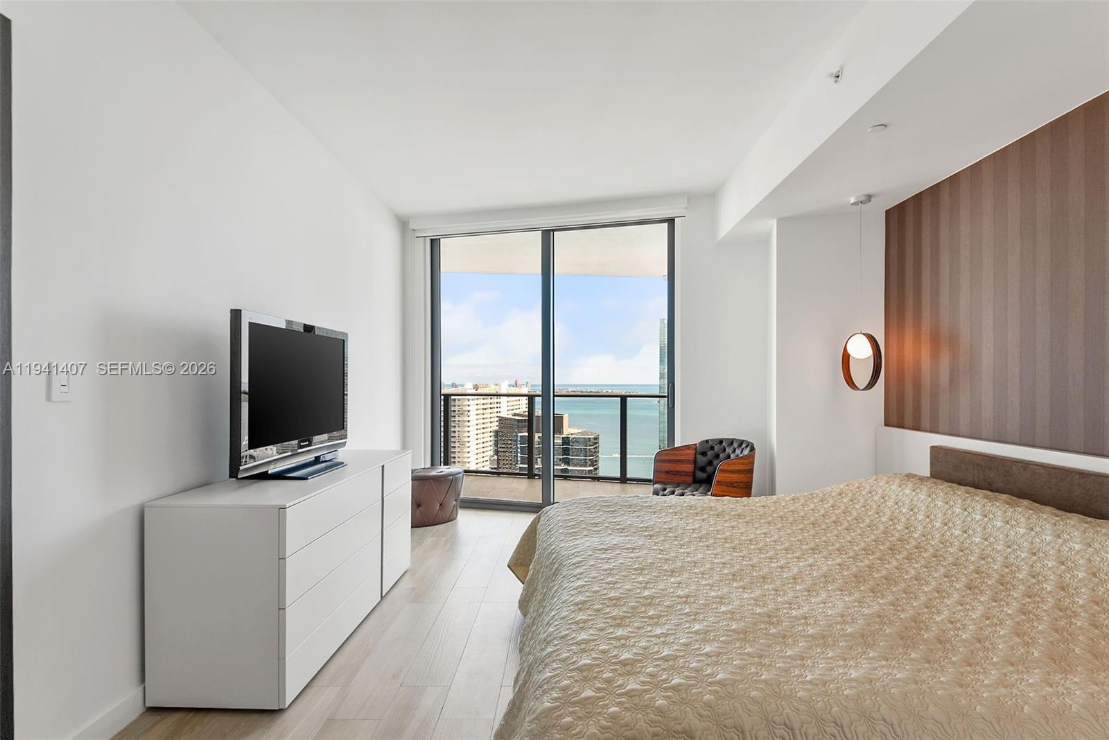 image Dua Brickell16