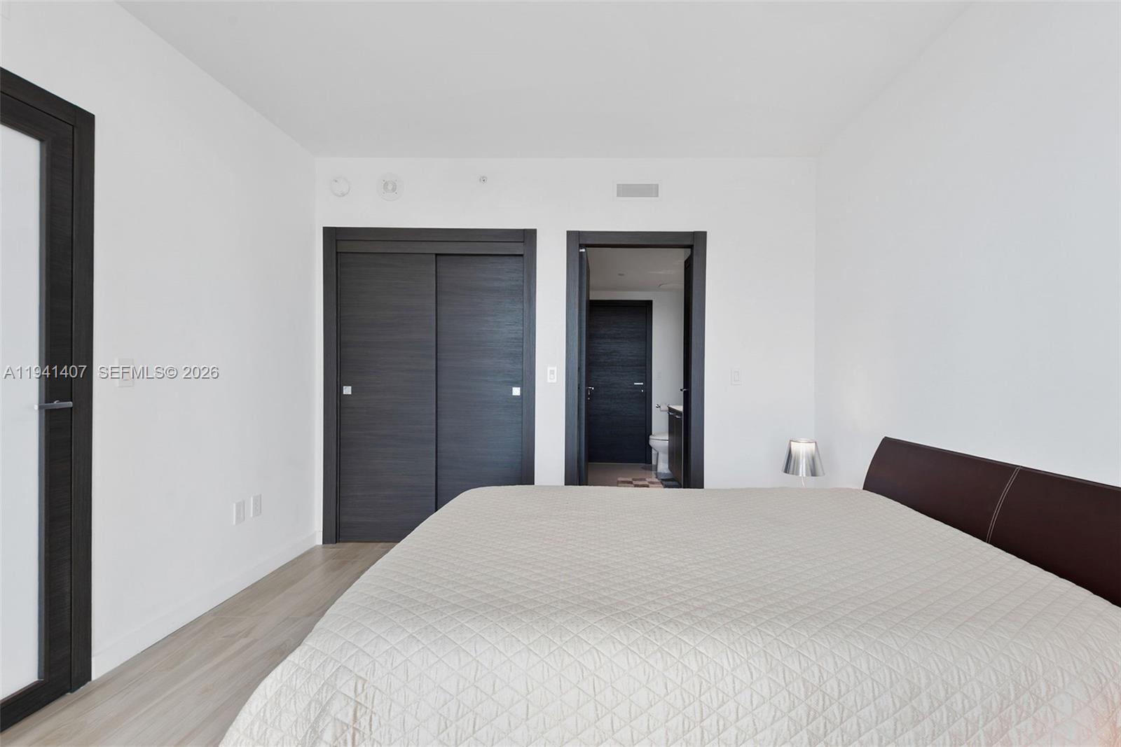 image Dua Brickell20