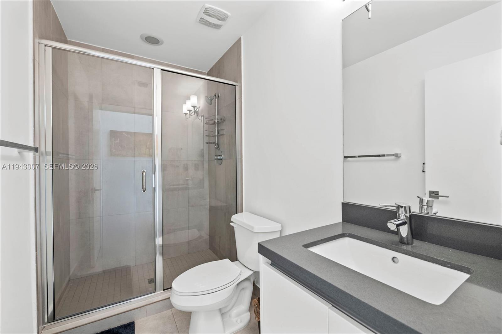 19005 Atlantic Blvd Sunny Isles Beach, FL 33160