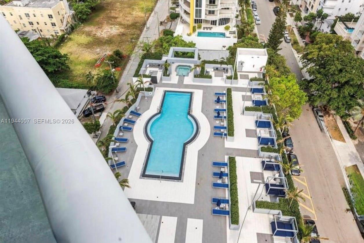 image Platinum Condominium17