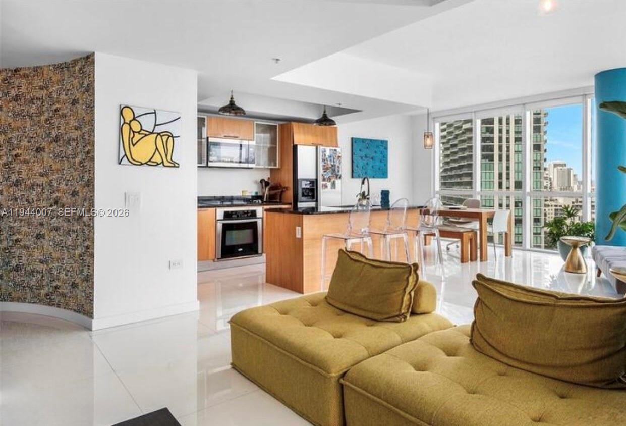 image Platinum Condominium7