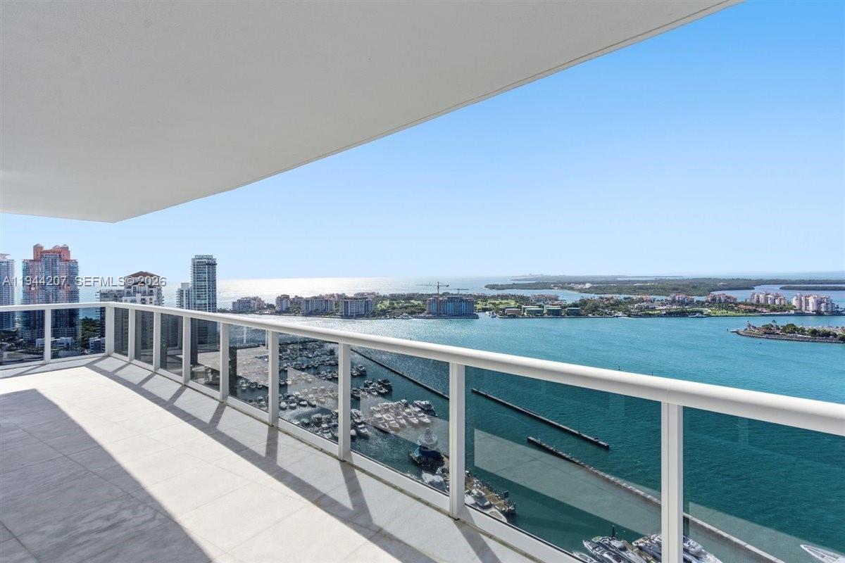 image Murano Grande1