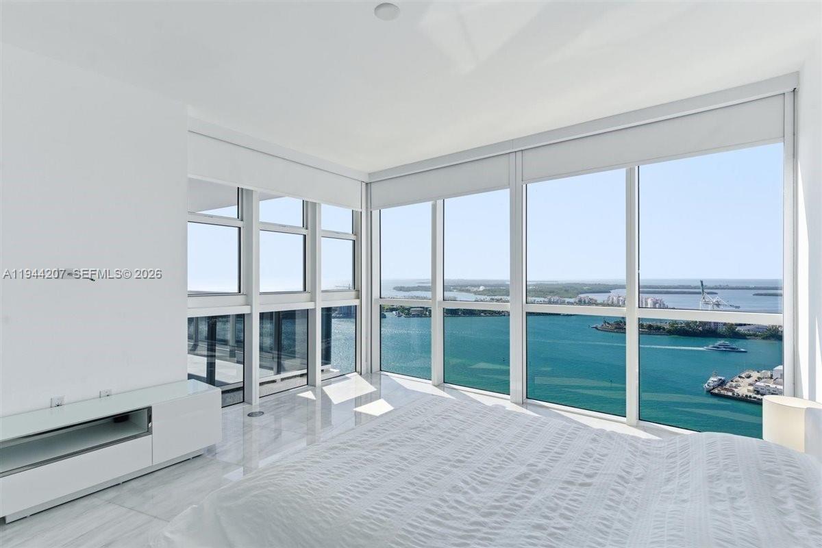 image Murano Grande34