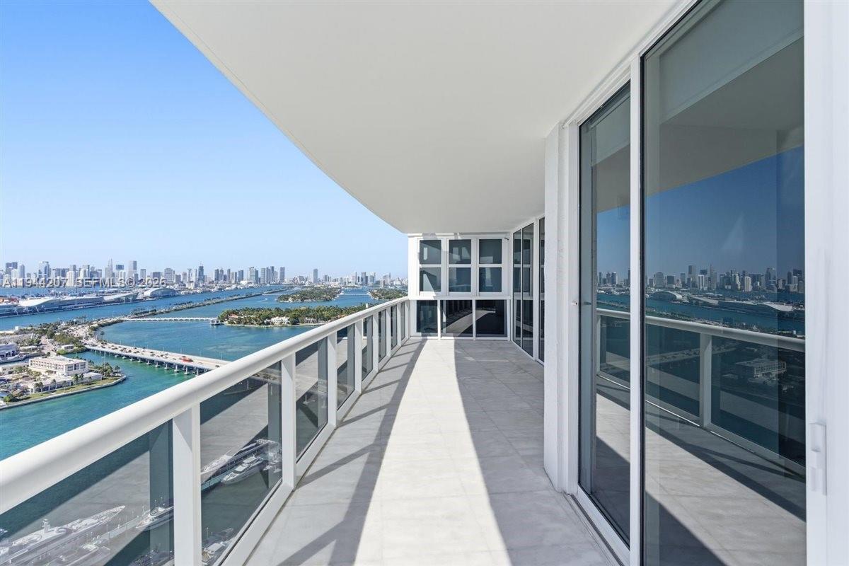 image Murano Grande35