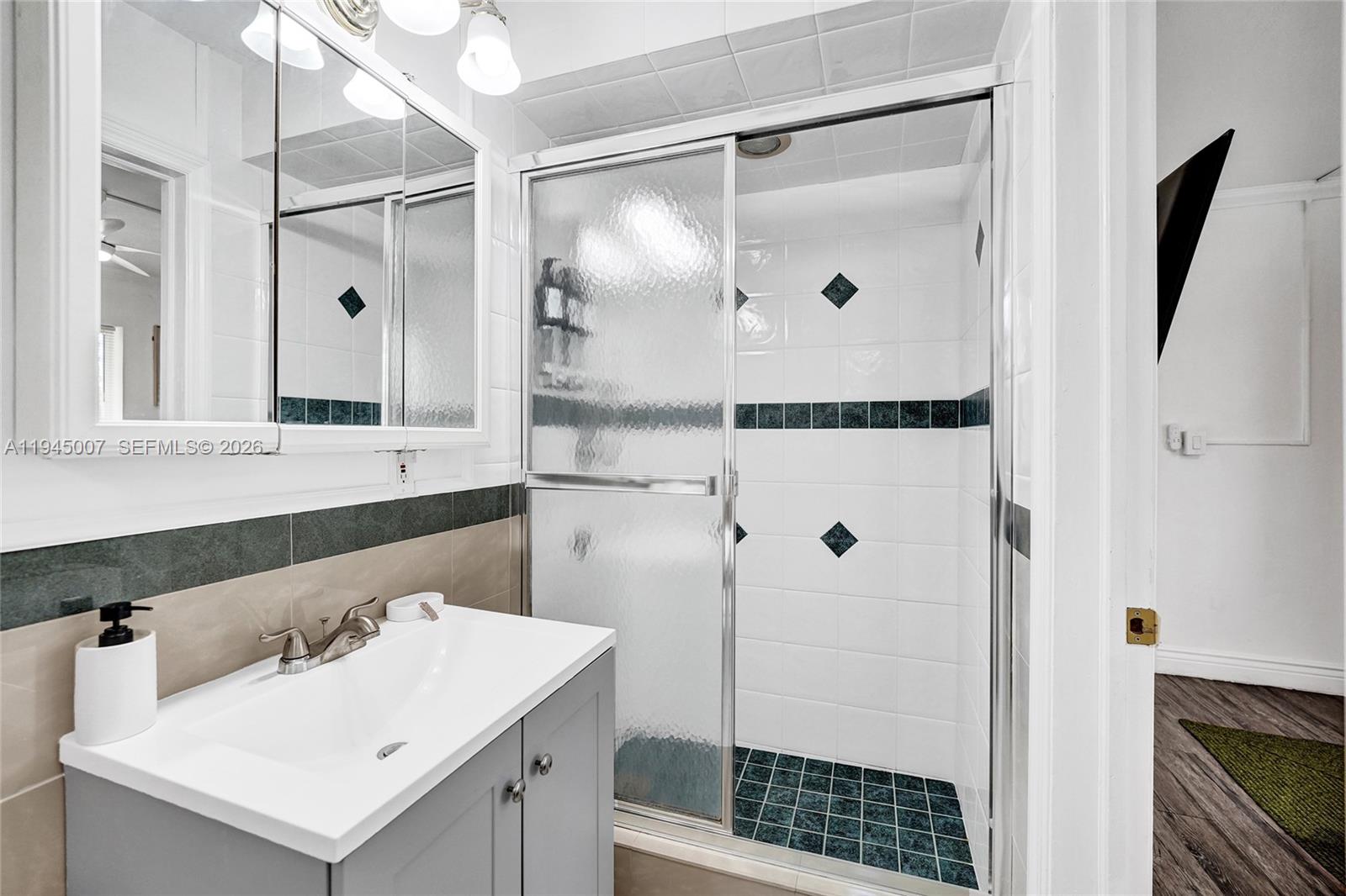 2101 NE 25th St Wilton Manors, FL 33305