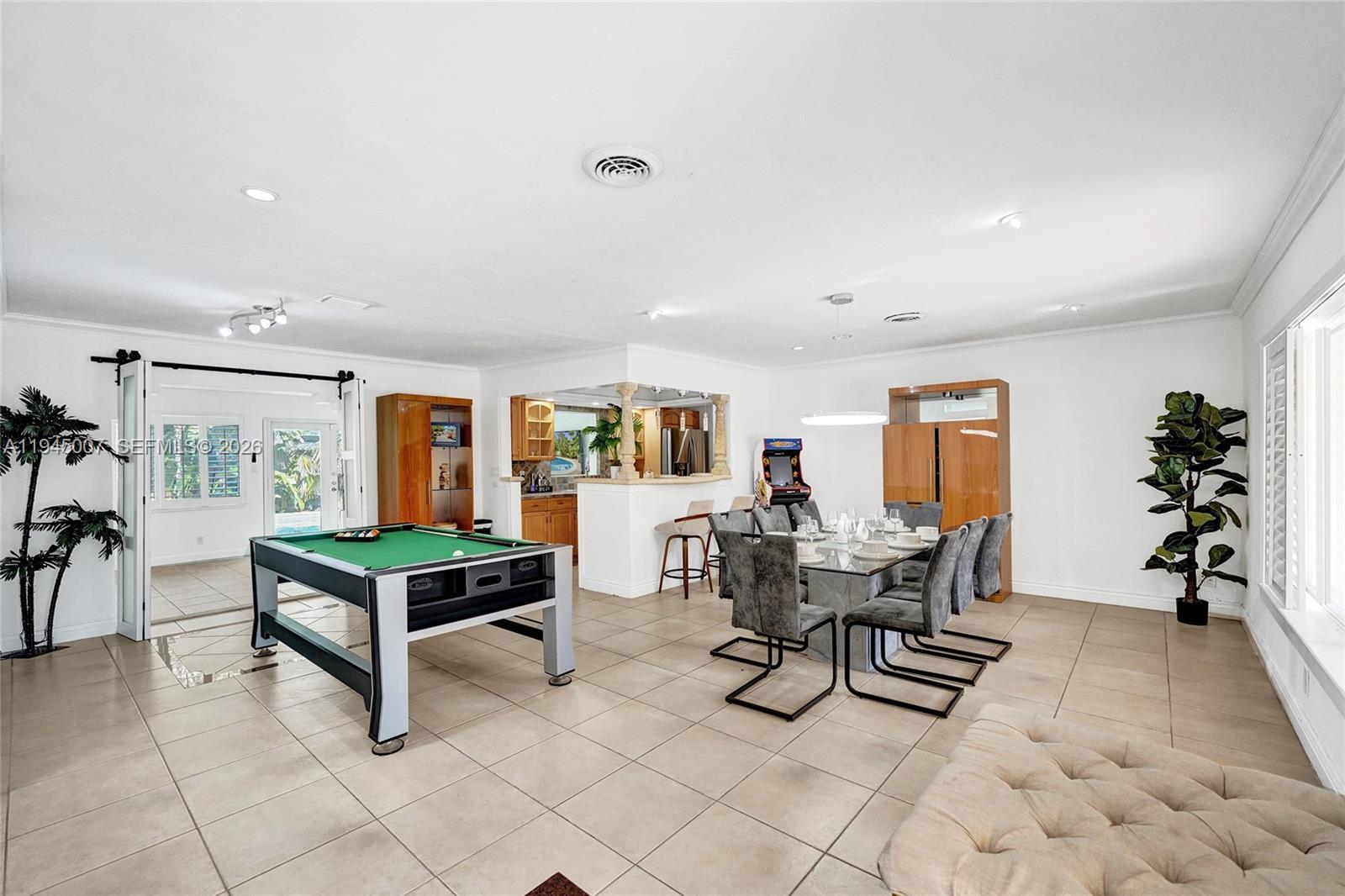 2101 NE 25th St Wilton Manors, FL 33305