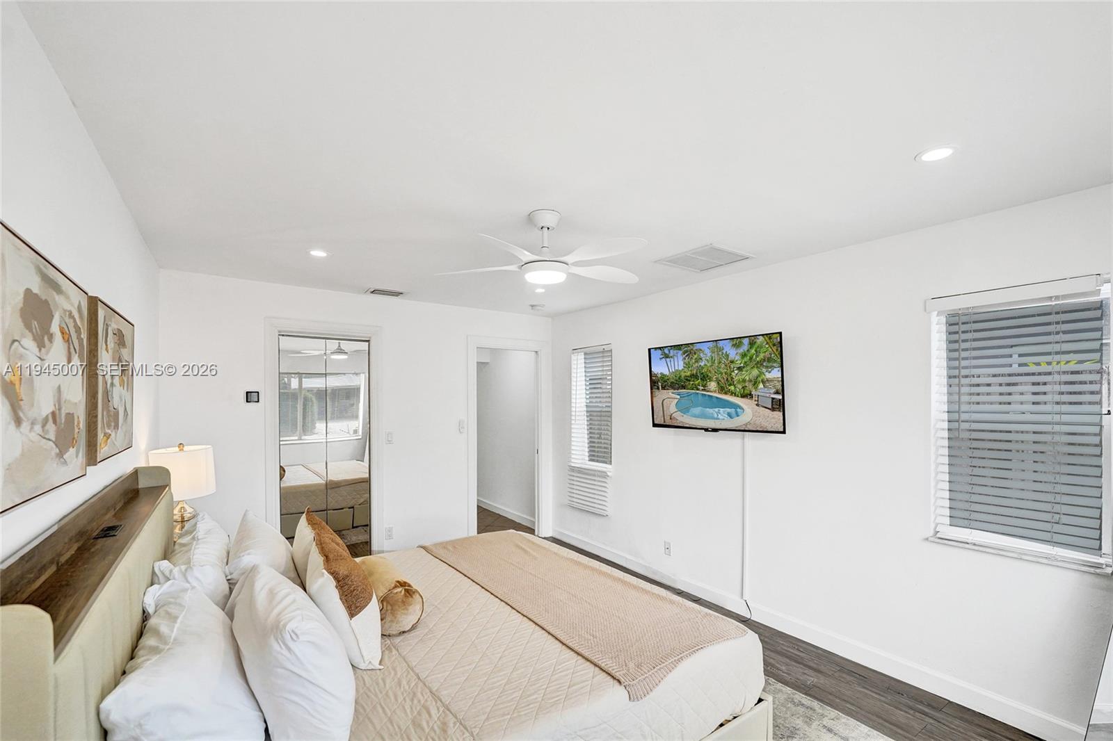 2101 NE 25th St Wilton Manors, FL 33305