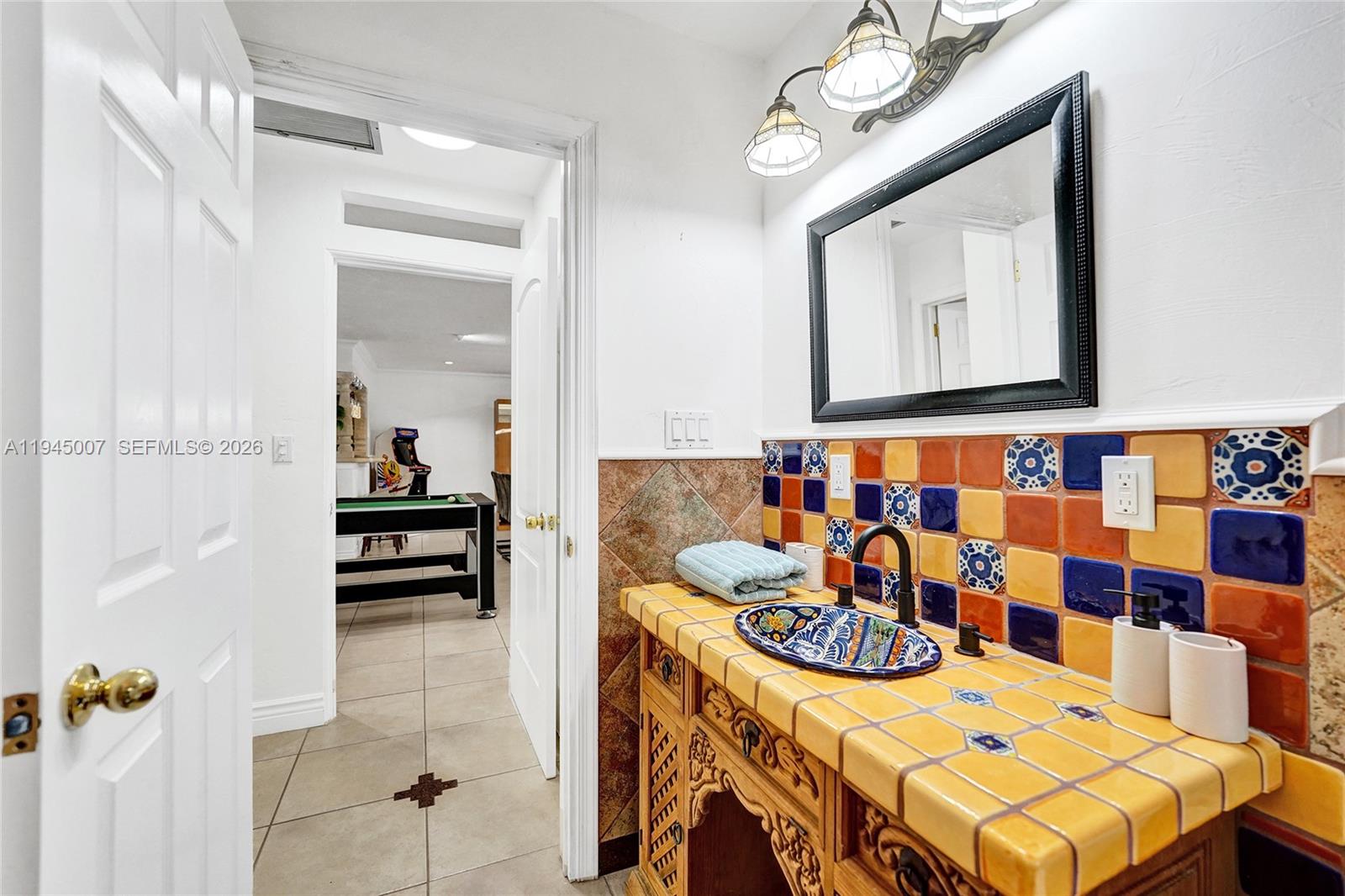 2101 NE 25th St Wilton Manors, FL 33305