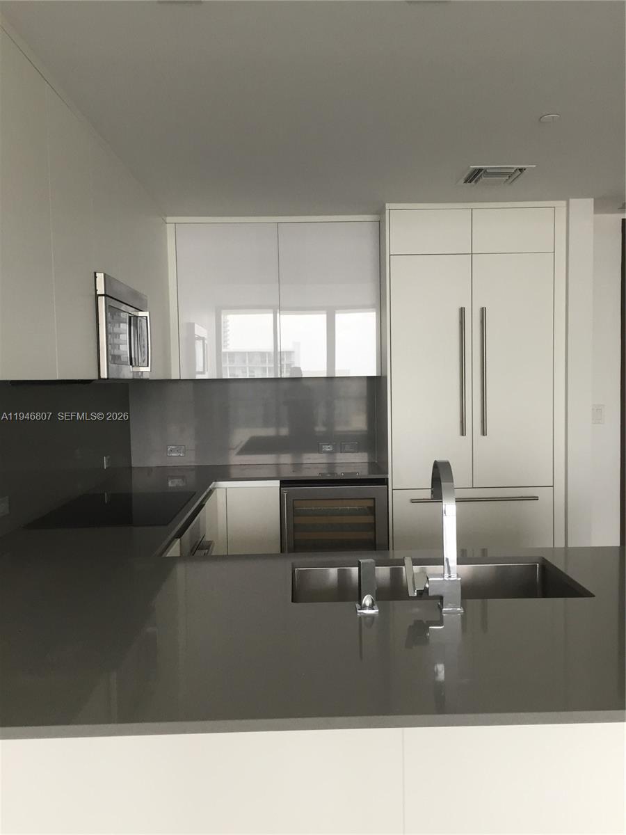 image Reach Brickell City Centre10