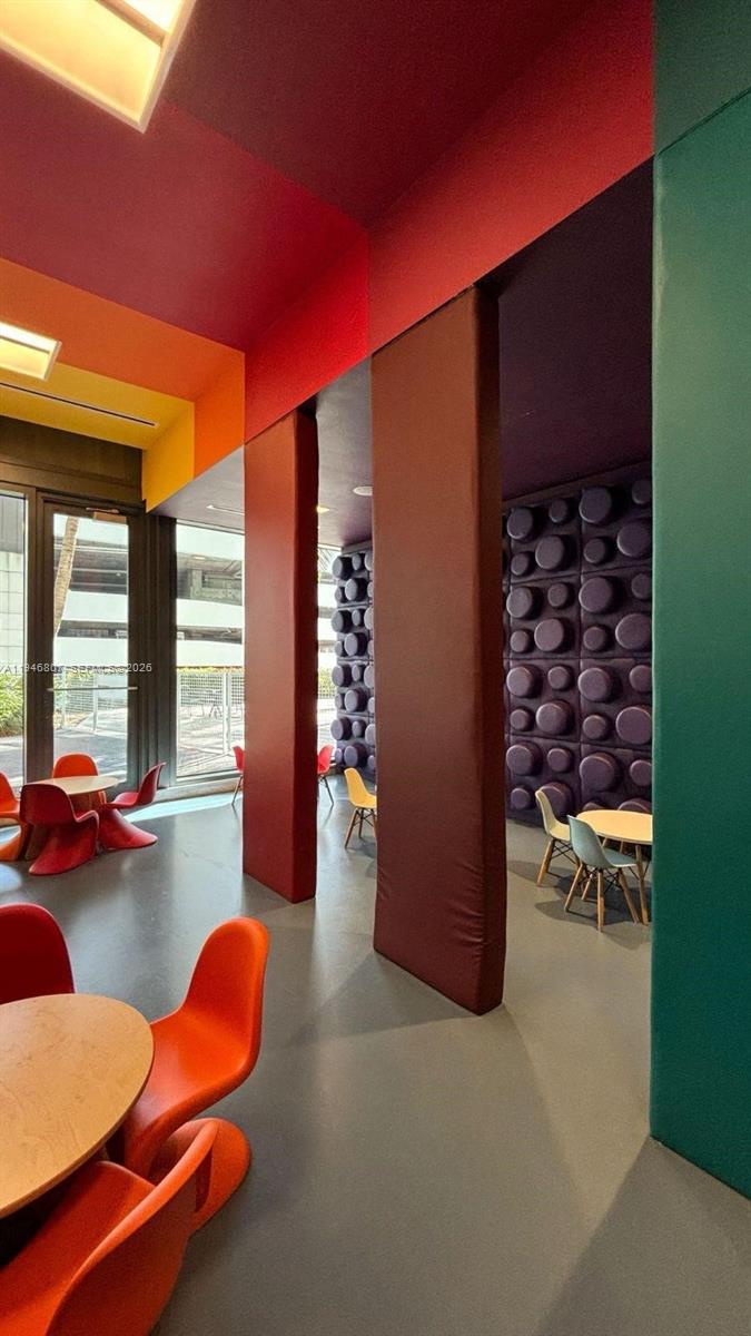 image Reach Brickell City Centre34