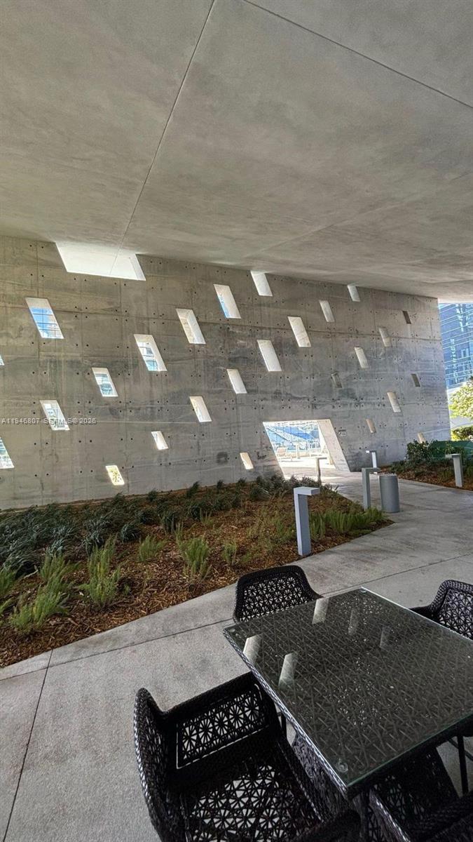 image Reach Brickell City Centre35