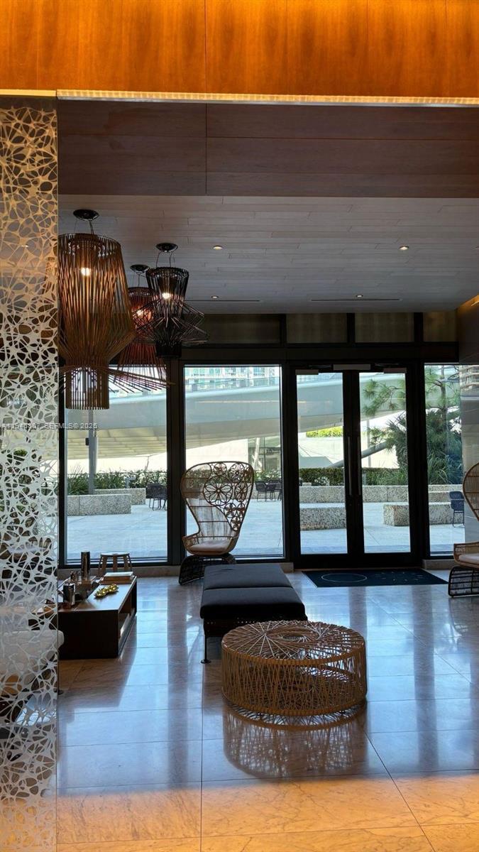 image Reach Brickell City Centre3