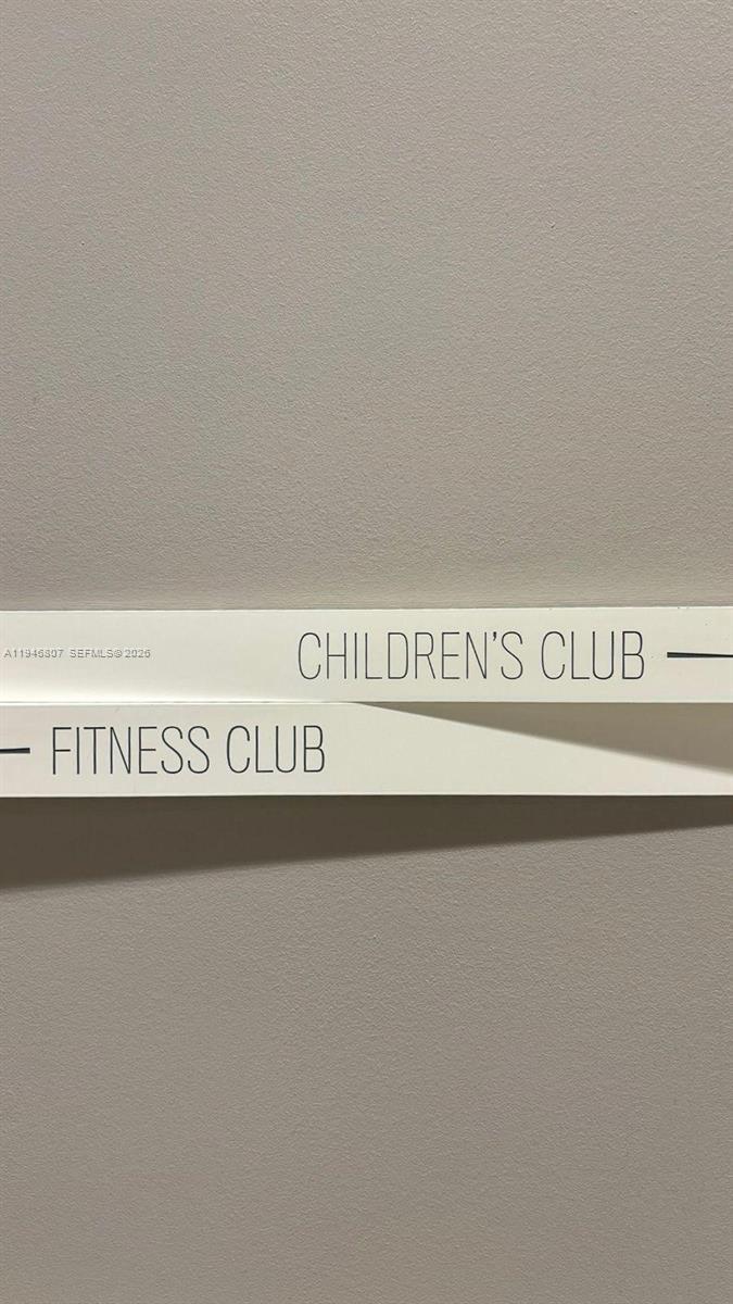 image Reach Brickell City Centre42