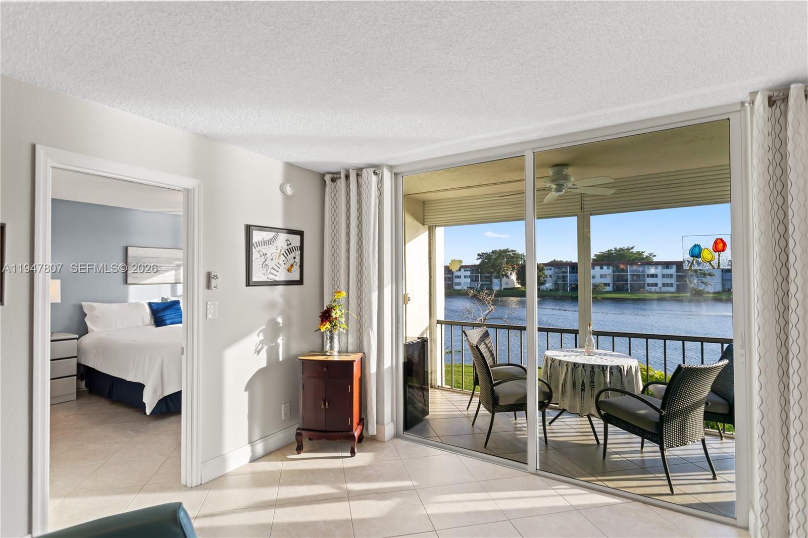 9500 N Hollybrook Lk Dr #5-206 Pembroke Pines, FL 33025