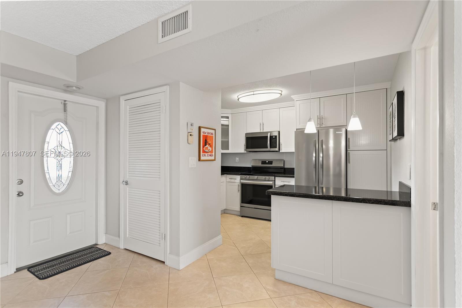 9500 N Hollybrook Lk Dr #5-206 Pembroke Pines, FL 33025