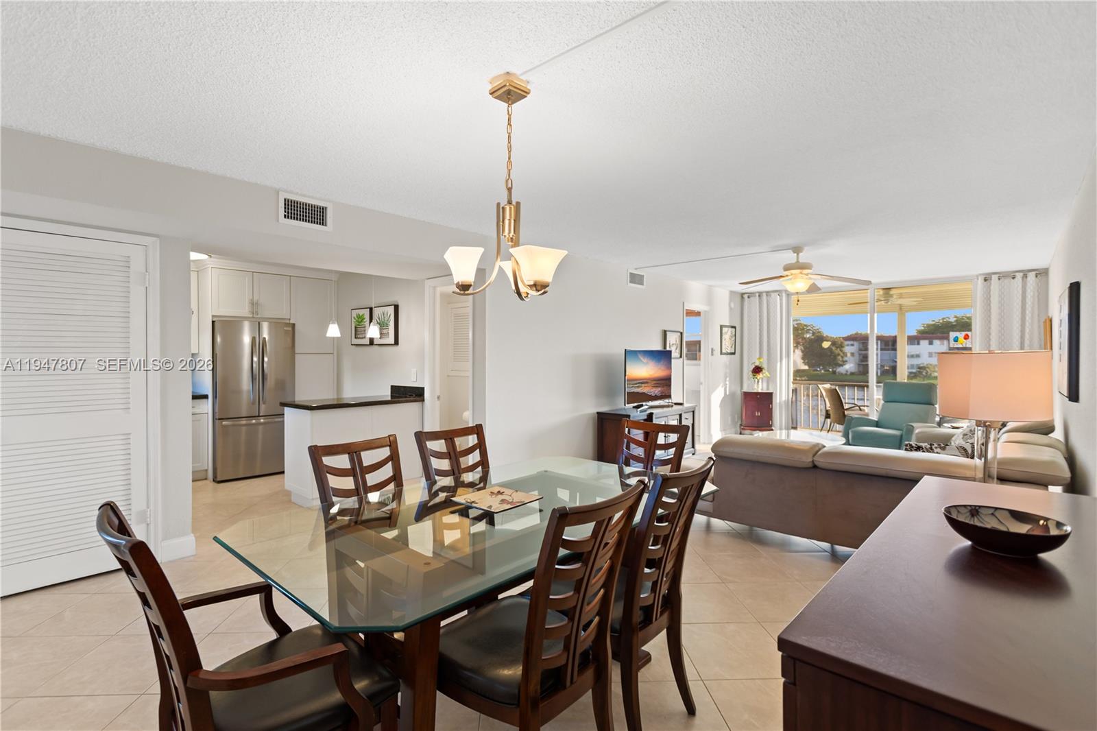 9500 N Hollybrook Lk Dr #5-206 Pembroke Pines, FL 33025