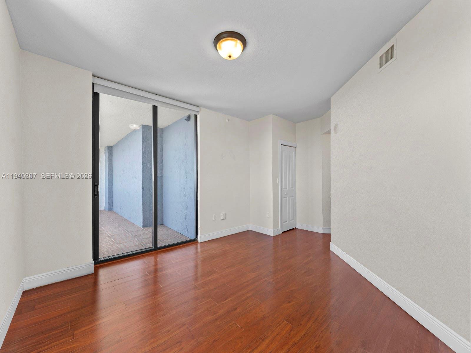 2301 SW 27th Ave #1403 Miami, FL 33145